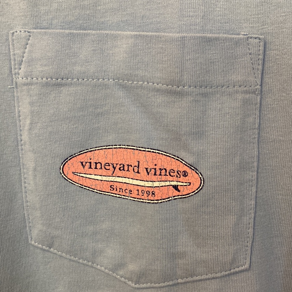 New men's Vineyard Vines surf logo graphic long sleeve pocket tee t-shirt - Picture 4 of 8